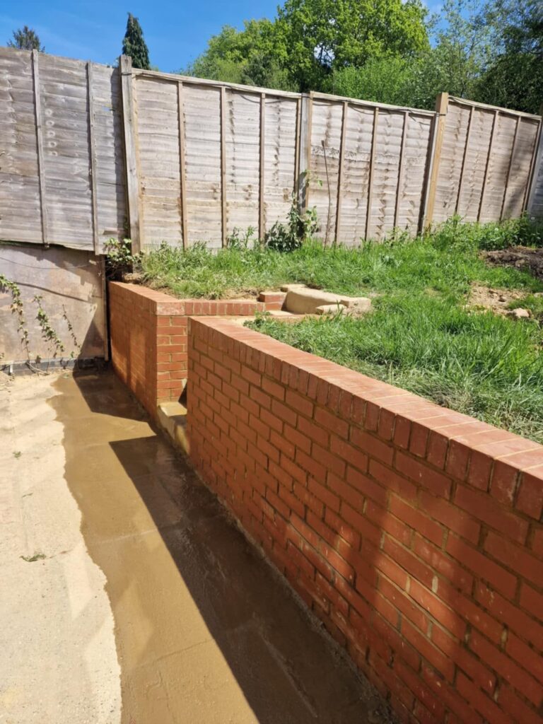 Woodside Park N12 16M-4M Shaft for new water tank