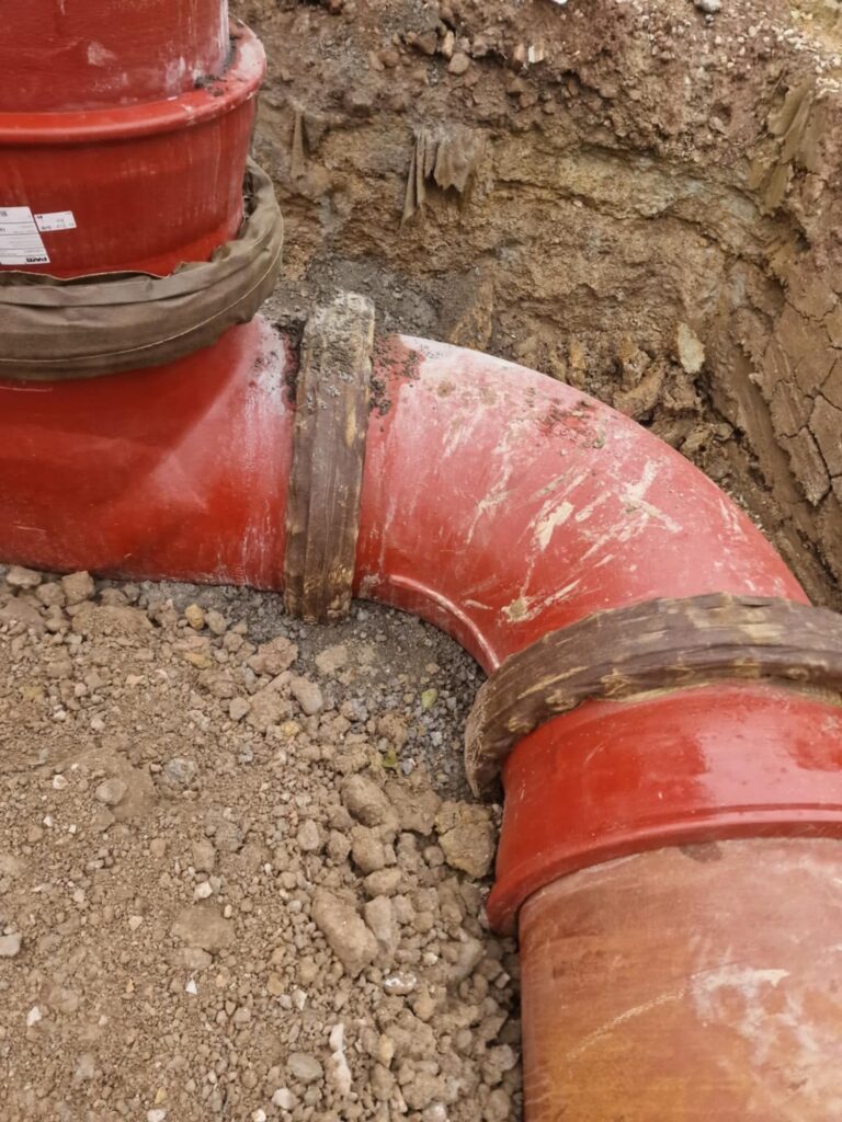 Woodside Park N12 16M-4M Shaft for new water tank