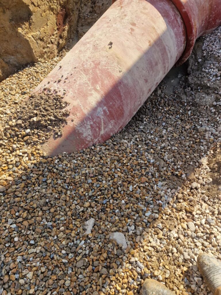 Woodside Park N12 16M-4M Shaft for new water tank