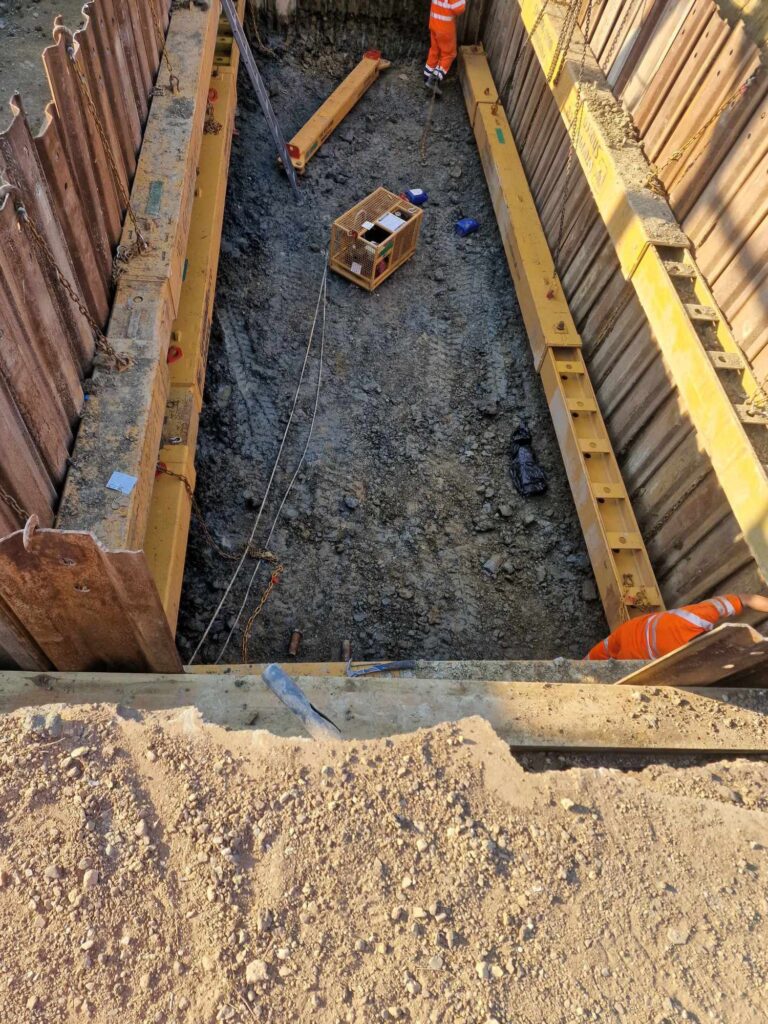Woodside Park N12 16M-4M Shaft for new water tank