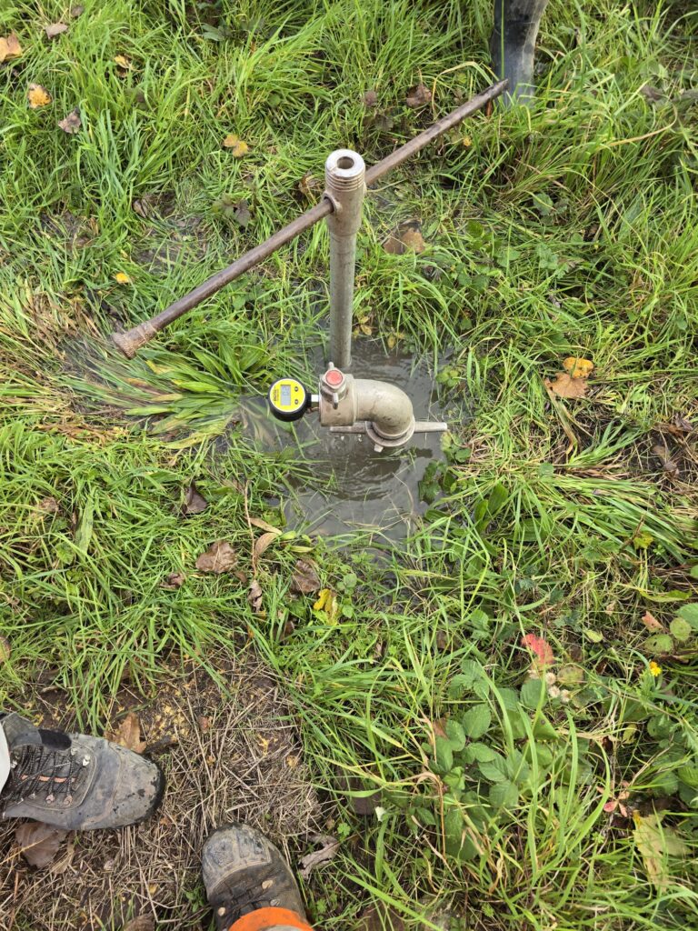 Woodside Park N12 16M-4M Shaft for new water tank