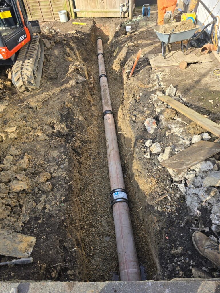 Woodside Park N12 16M-4M Shaft for new water tank