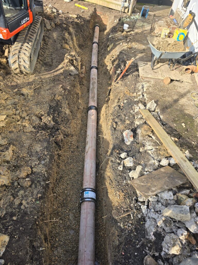 Woodside Park N12 16M-4M Shaft for new water tank