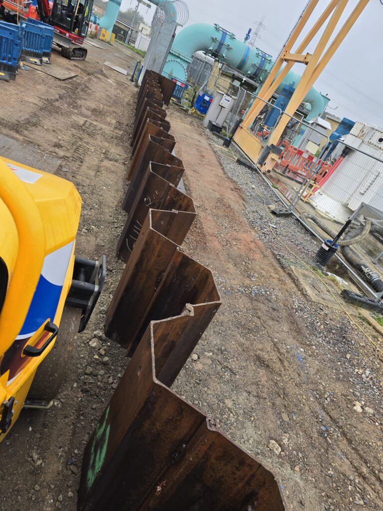 Woodside Park N12 16M-4M Shaft for new water tank