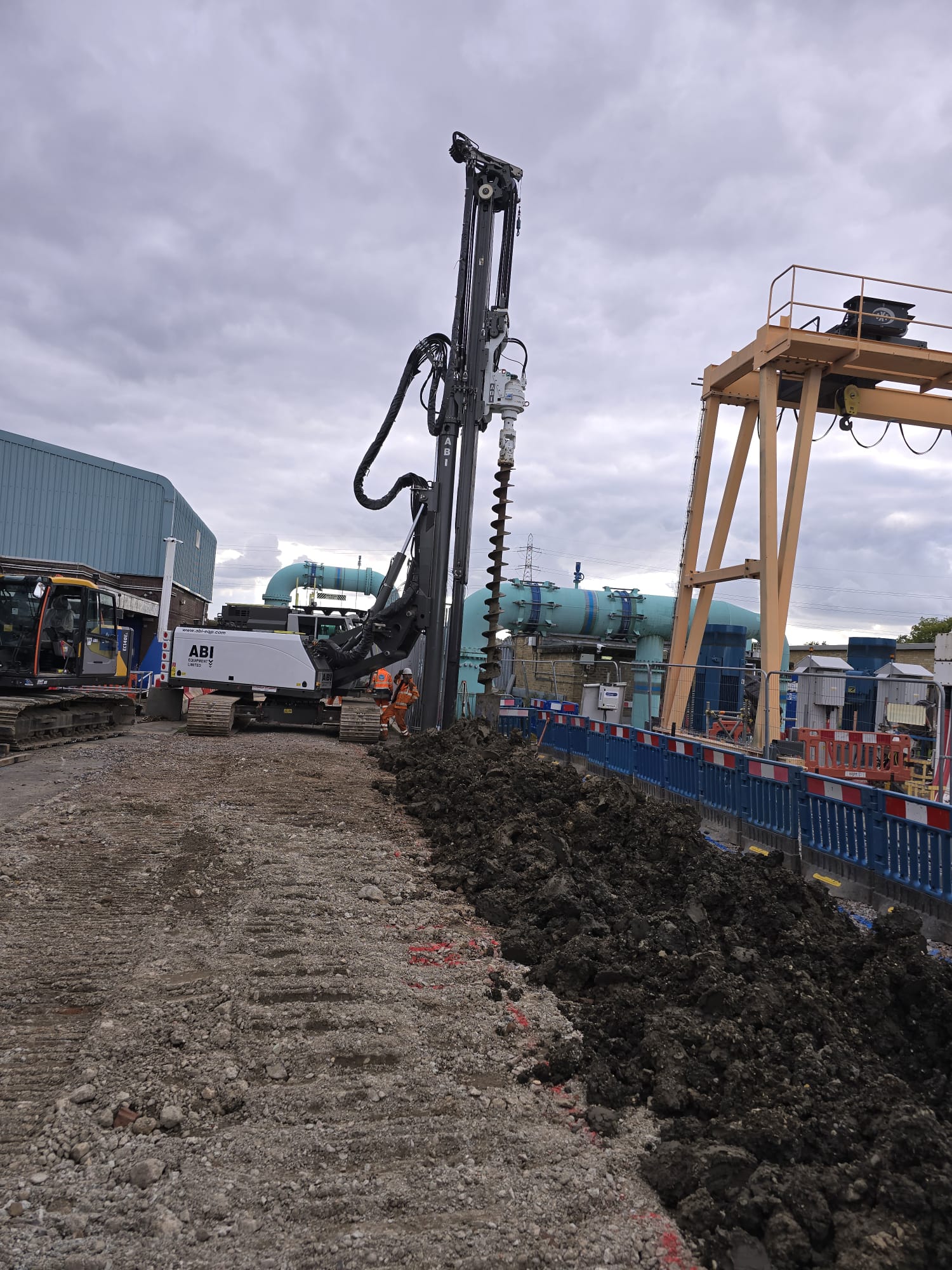 Woodside Park N12 16M-4M Shaft for new water tank