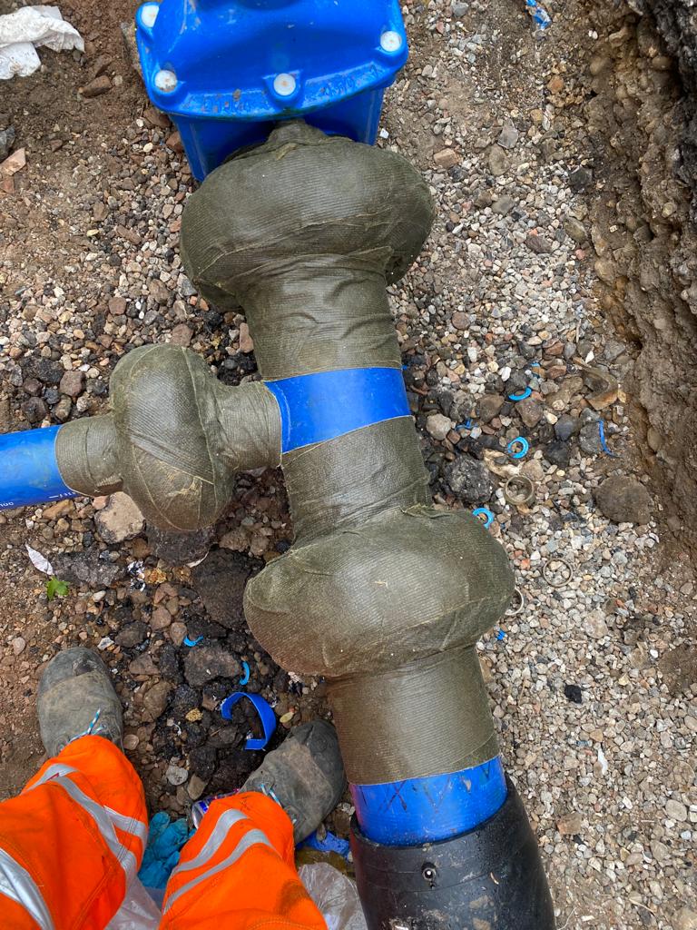 Woodside Park N12 16M-4M Shaft for new water tank